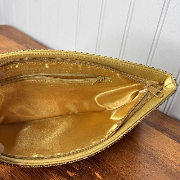 Vintage Gold Metal Mesh Evening Clutch Wristlet Zipper Closure - Picture 5 of 10